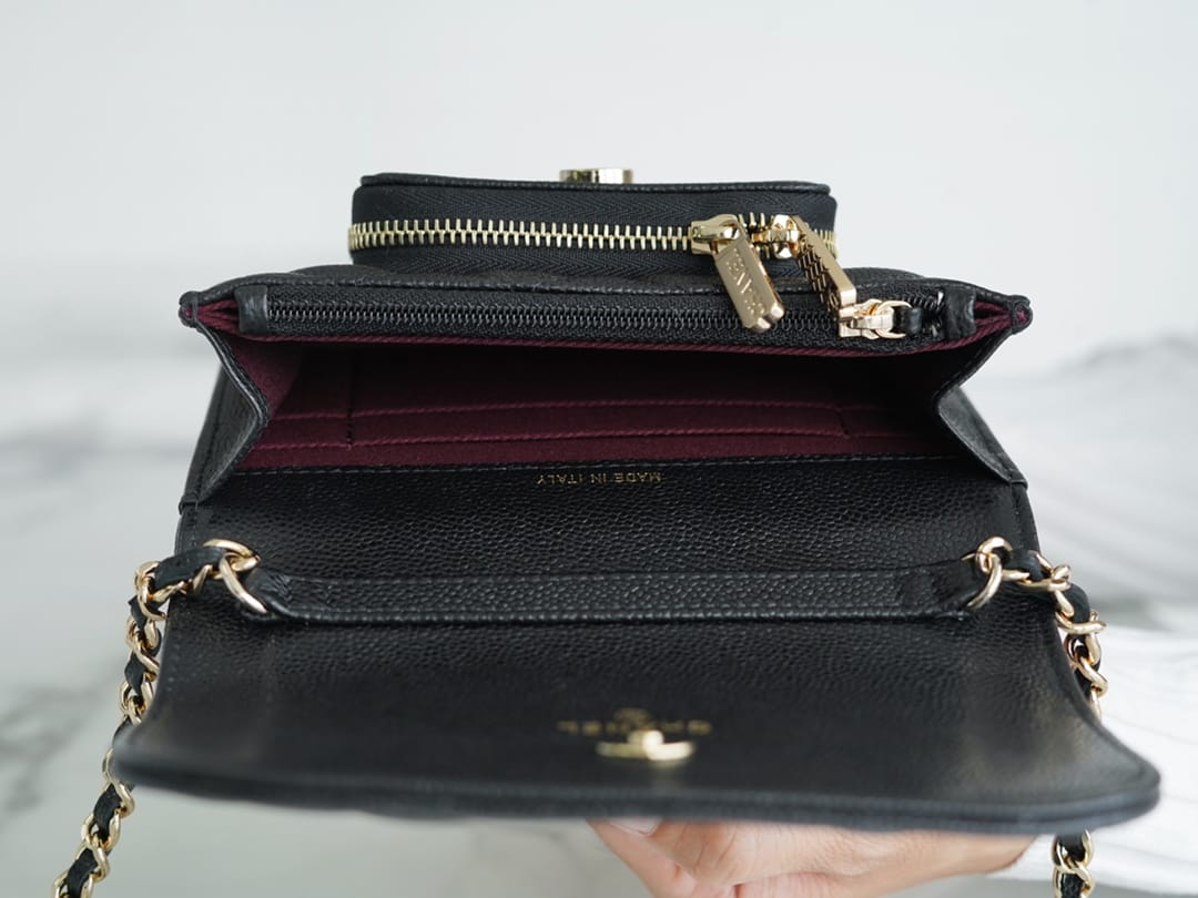 Bolsa CHANEL 22B Mini