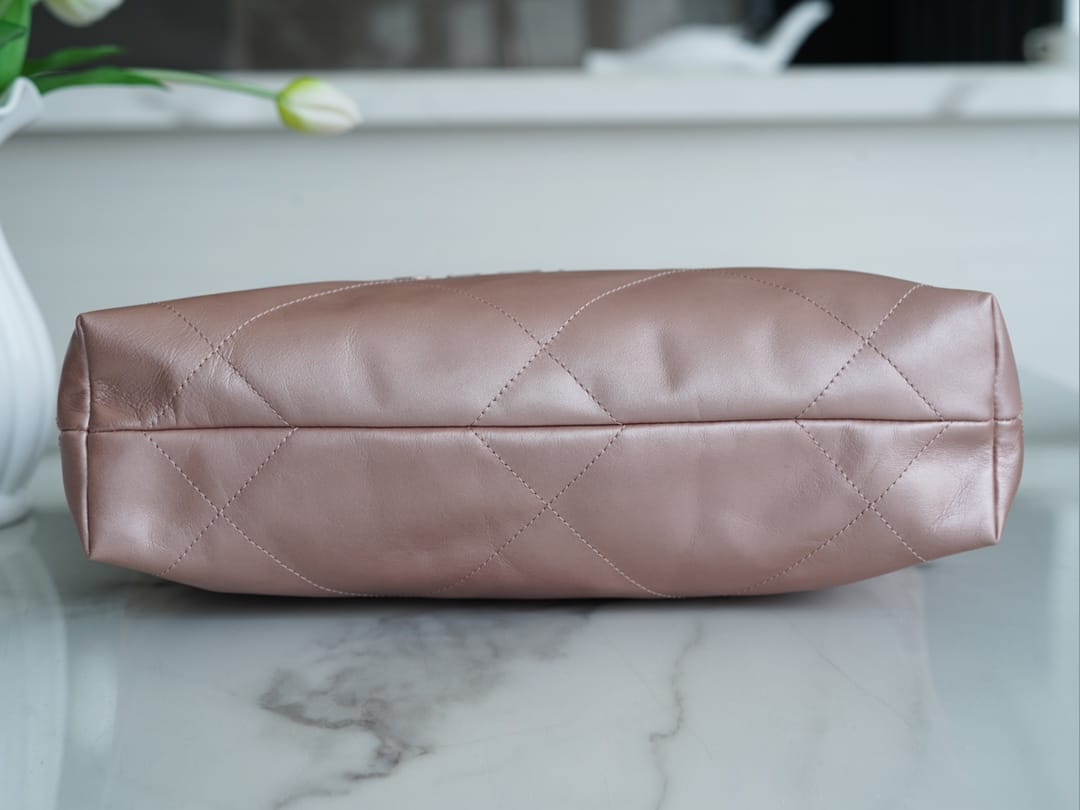 Bolsa CHANEL 22