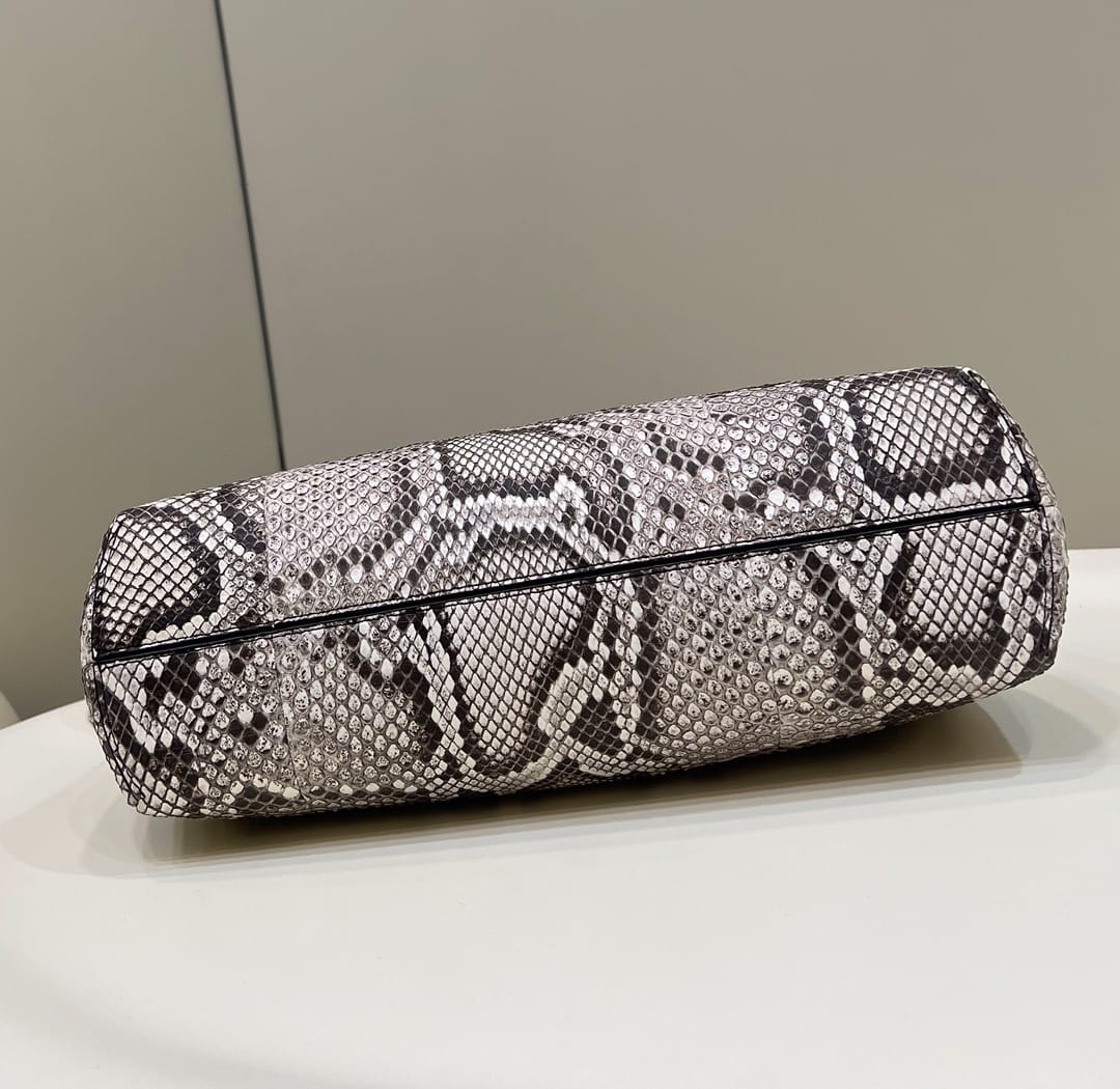 Bolsa FENDI first