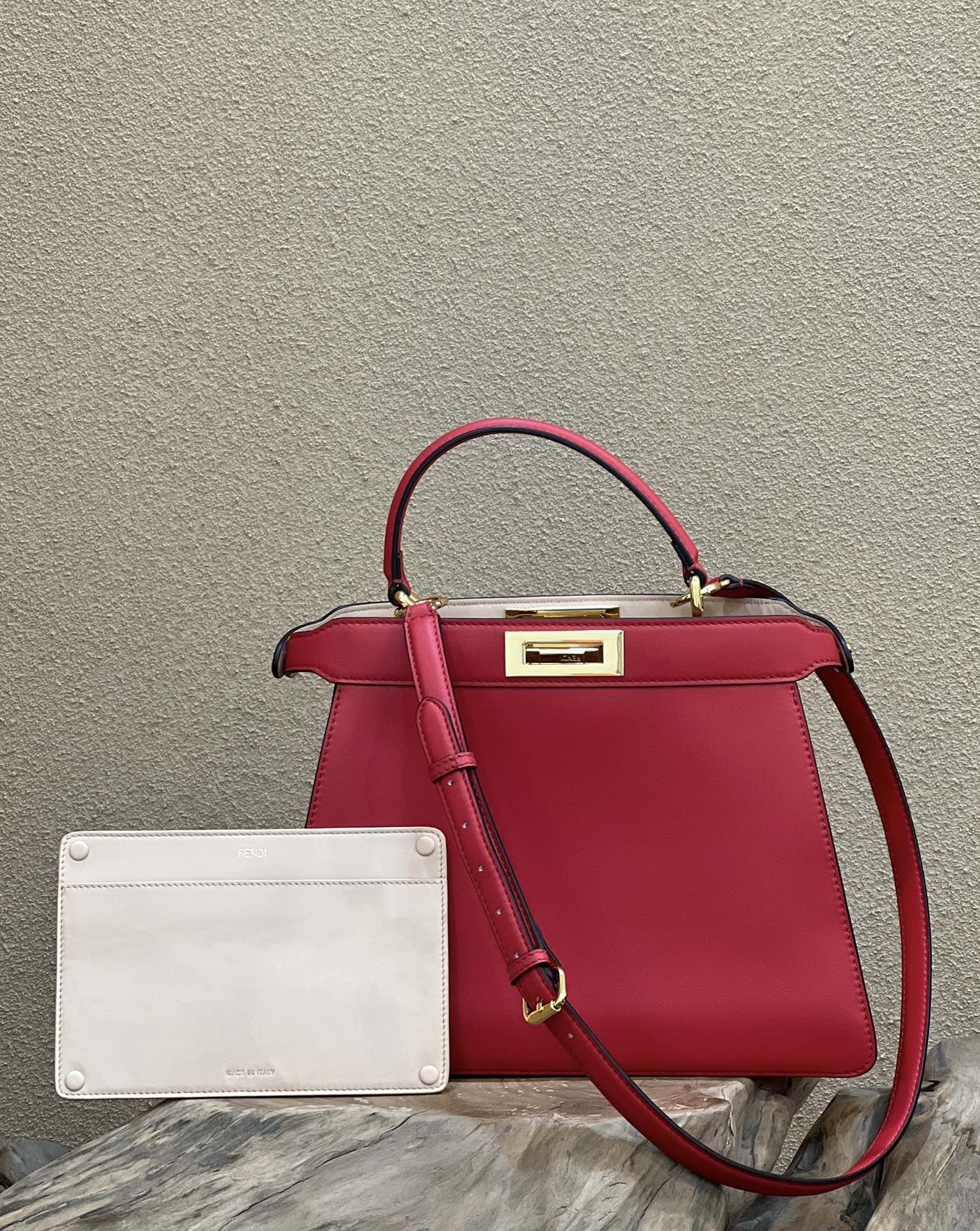 Bolsa FENDI PEEKABOO I See U