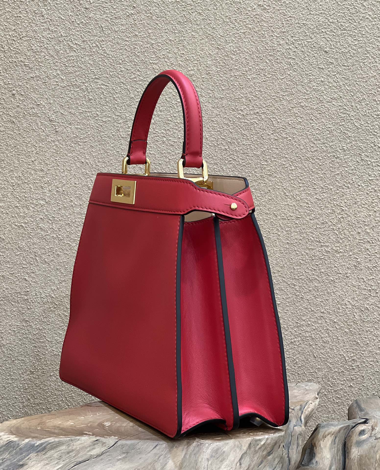 Bolsa FENDI PEEKABOO I See U