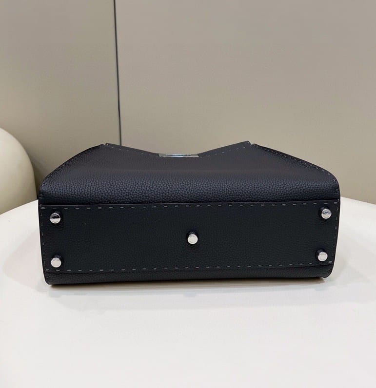 Bolsa FENDI peekaboo