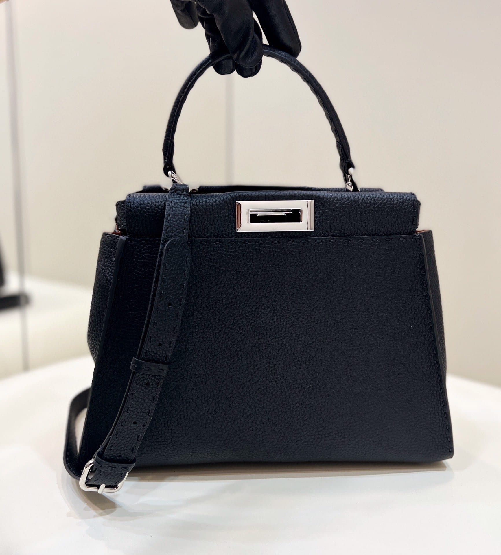 Bolsa FENDI peekaboo