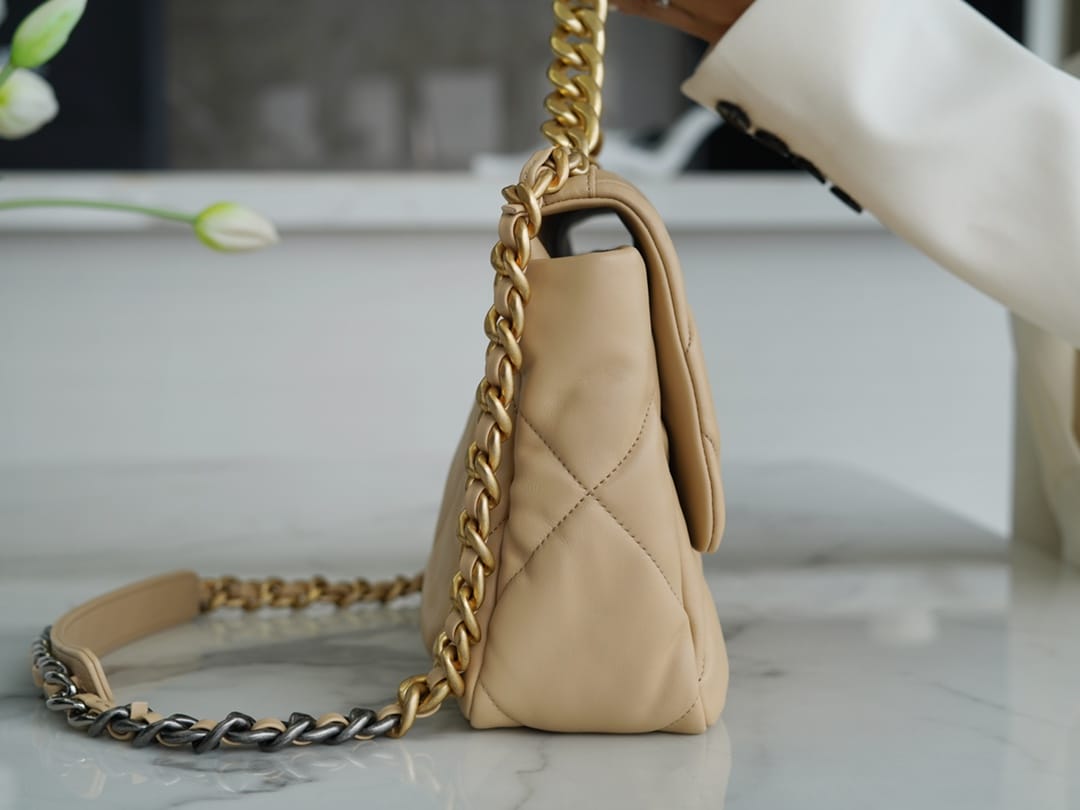 Bolsa CHANEL 30CM 19BAG