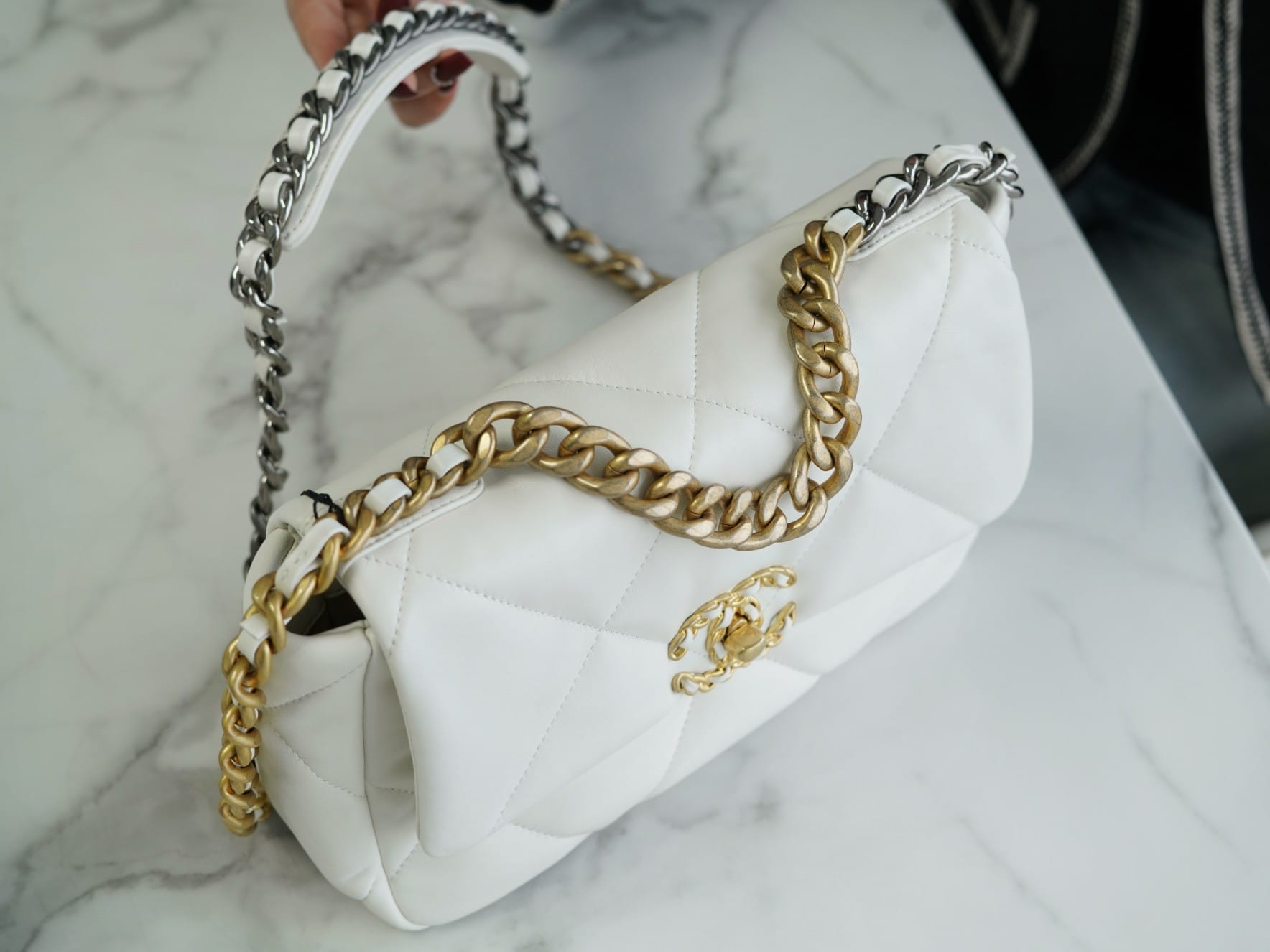 Bolsa CHANEL 26CM 19BAG