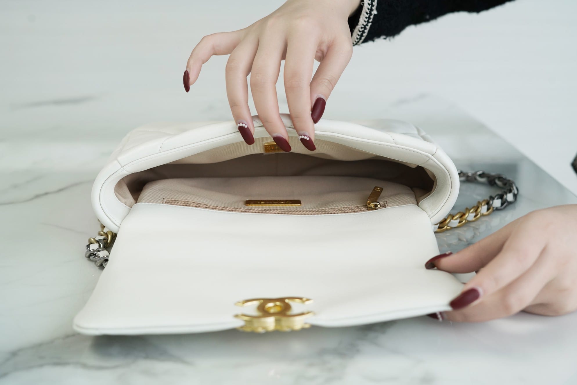 Bolsa CHANEL 26CM 19BAG