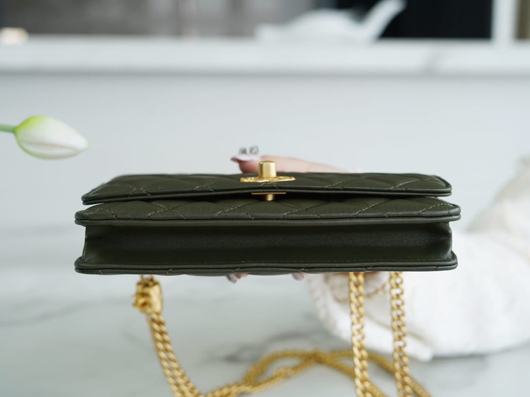Bolsa CHANEL 22K