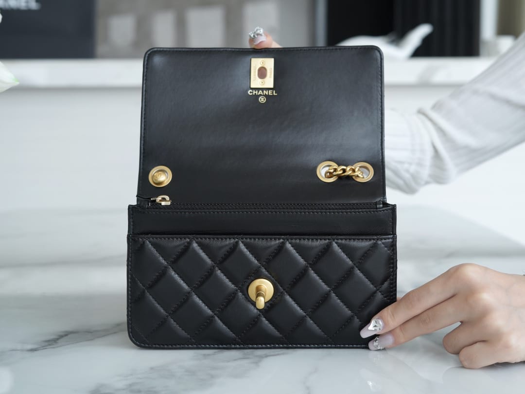 Bolsa CHANEL 22K
