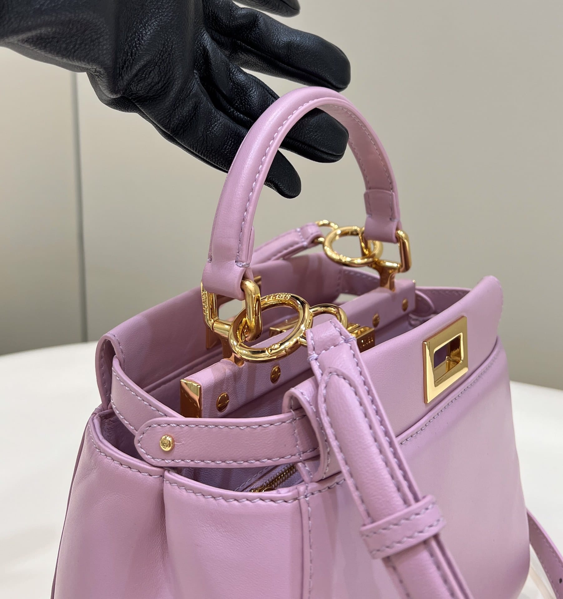 Bolsa FENDI peekaboo