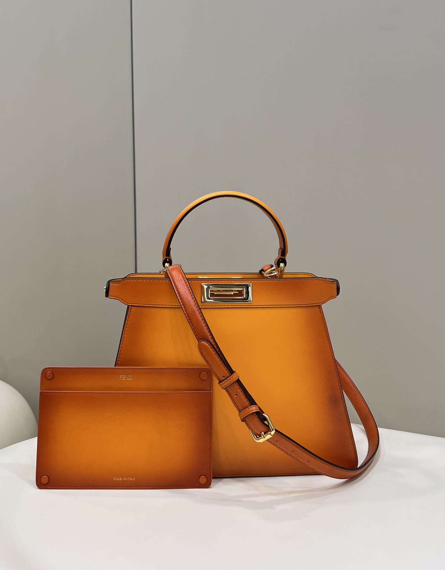 Bolsa FENDI Peekaboo I See You