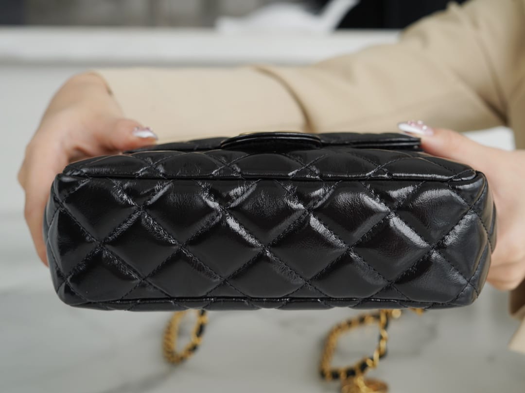 Bolsa CHANEL 23C