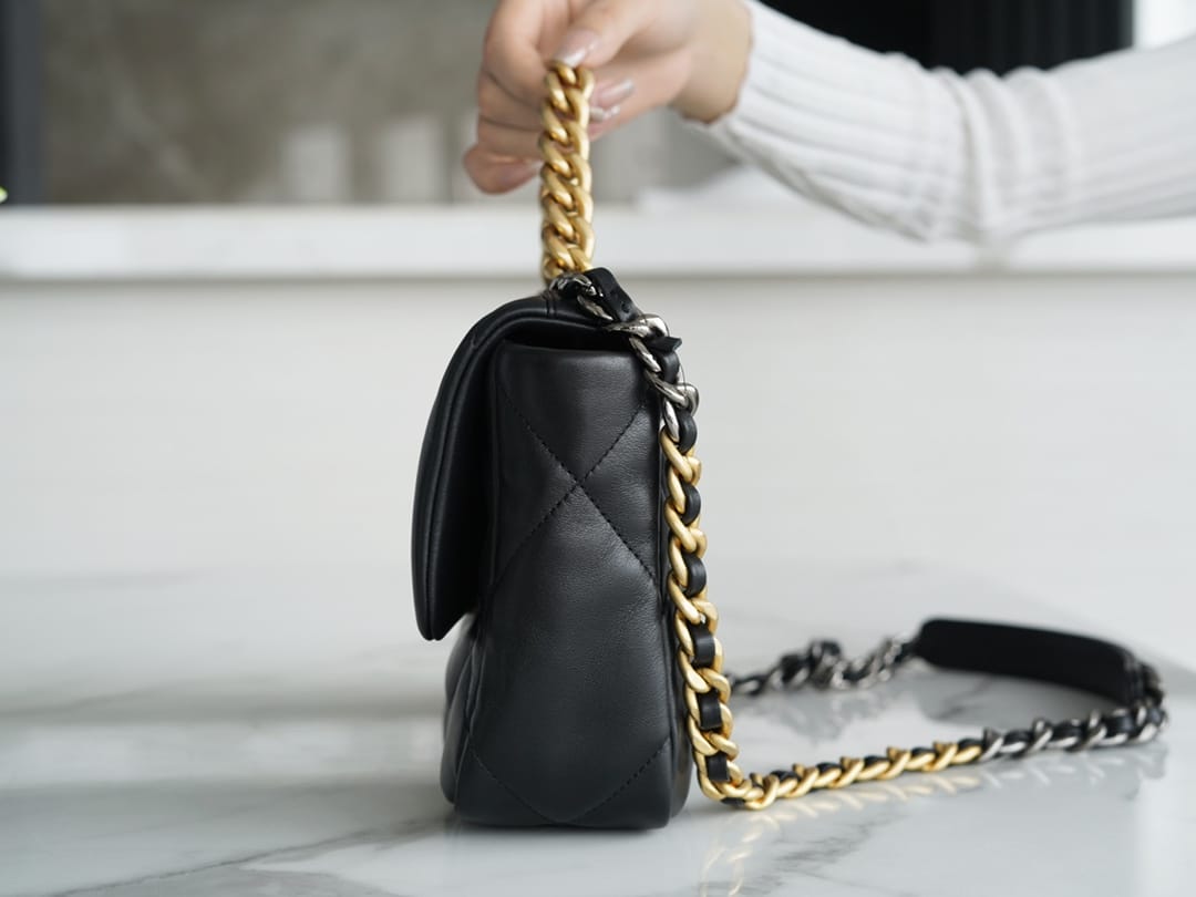 Bolsa CHANEL 26CM 19BAG