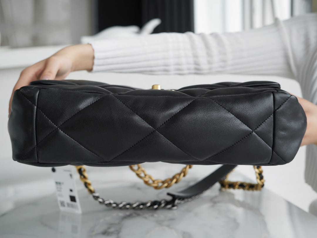 Bolsa CHANEL 36CM 19BAG