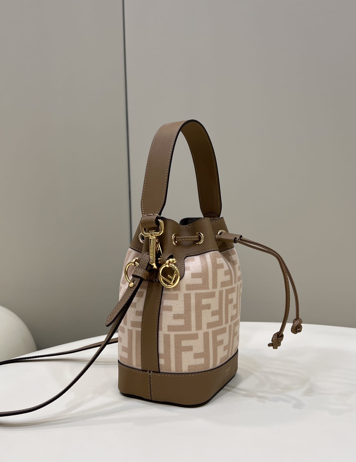 Bolsa FENDI MON TRÉSOR