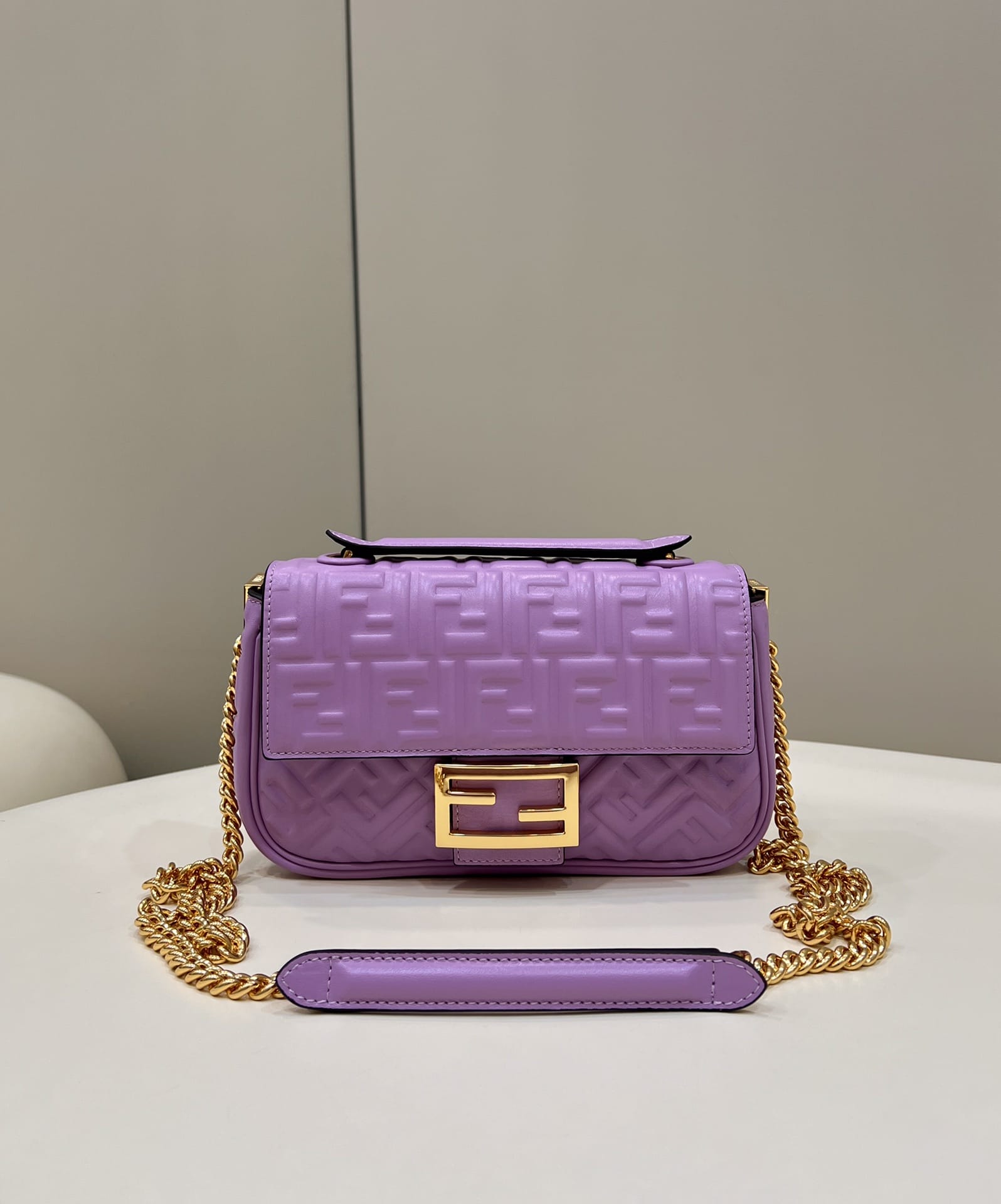 Bolsa FENDI baguette