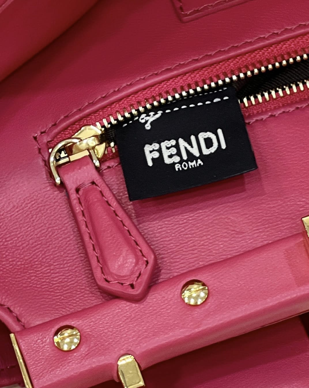 Bolsa FENDI PEEKABOO
