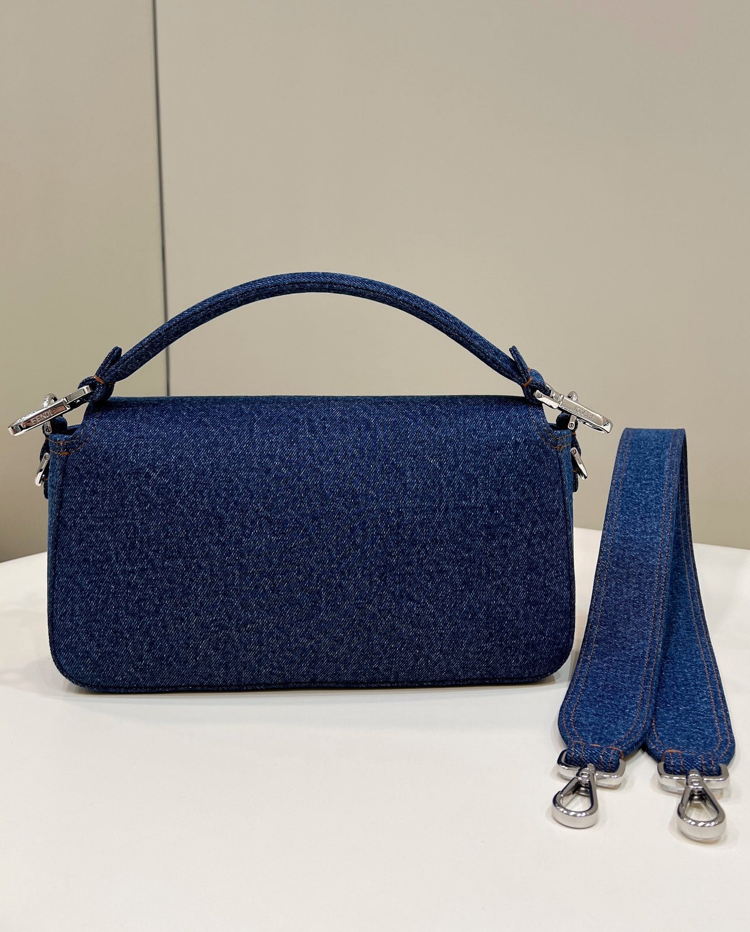 Bolsa FENDI Baguette