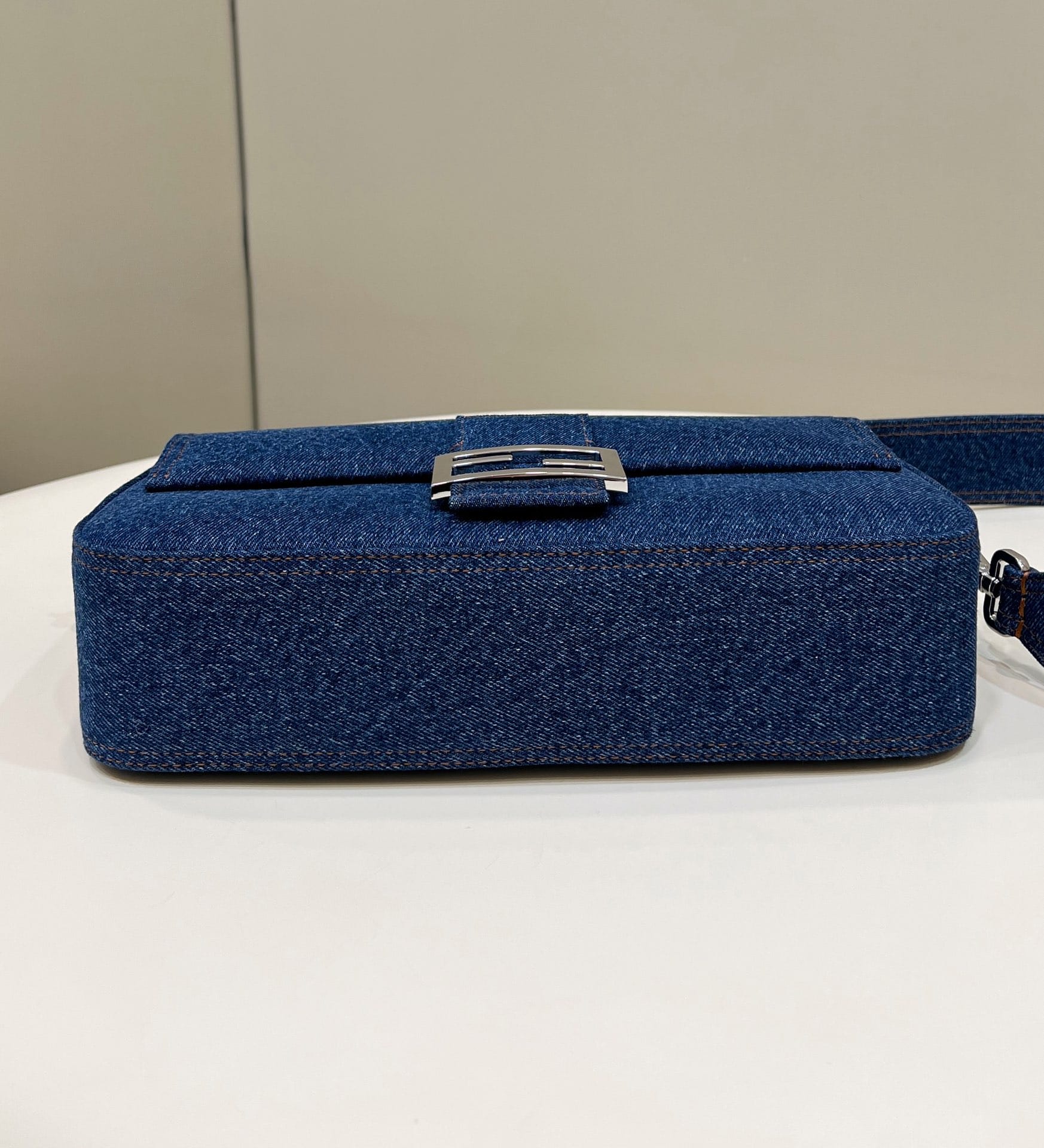 Bolsa FENDI Baguette