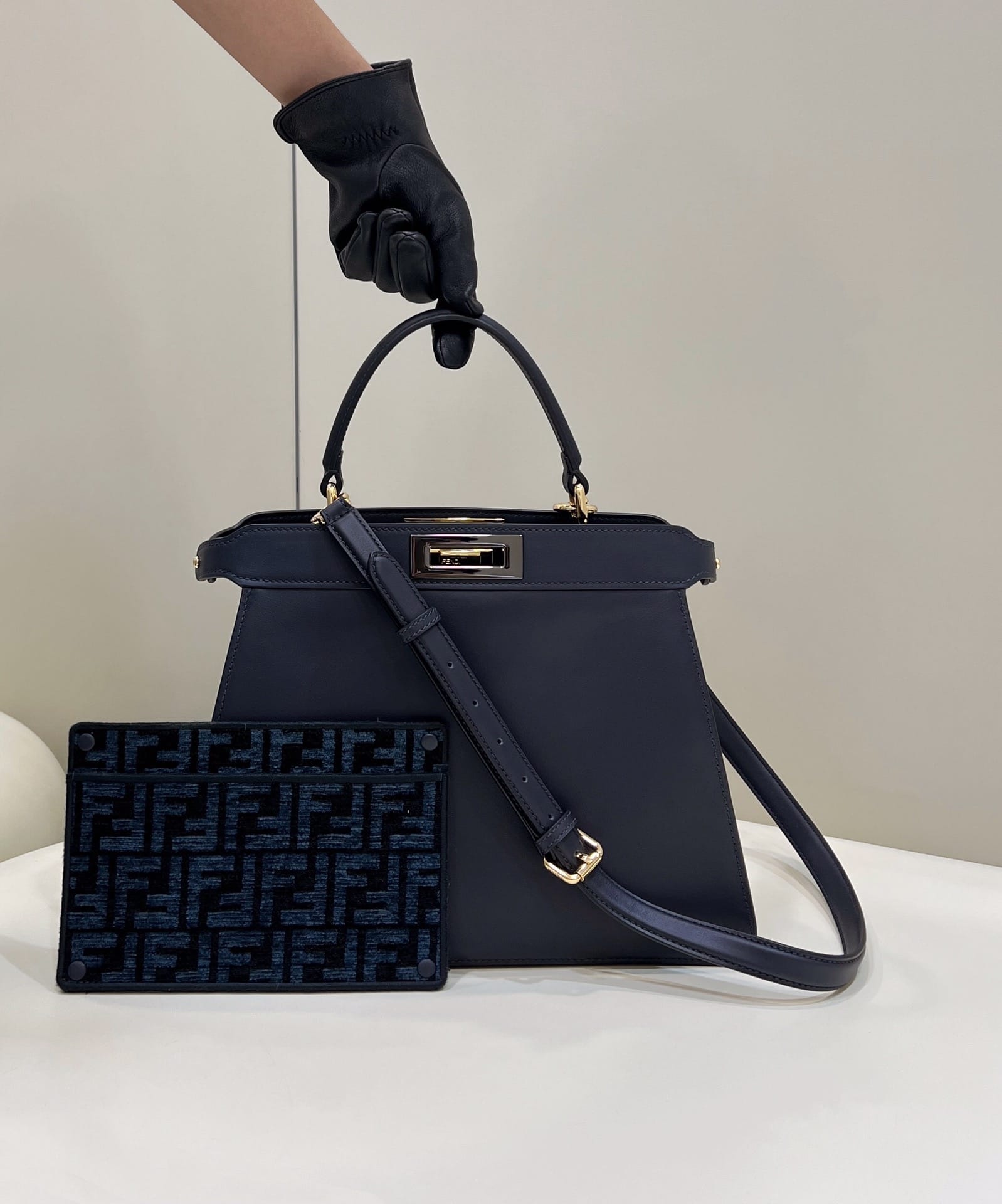 Bolsa FENDI peekaboo