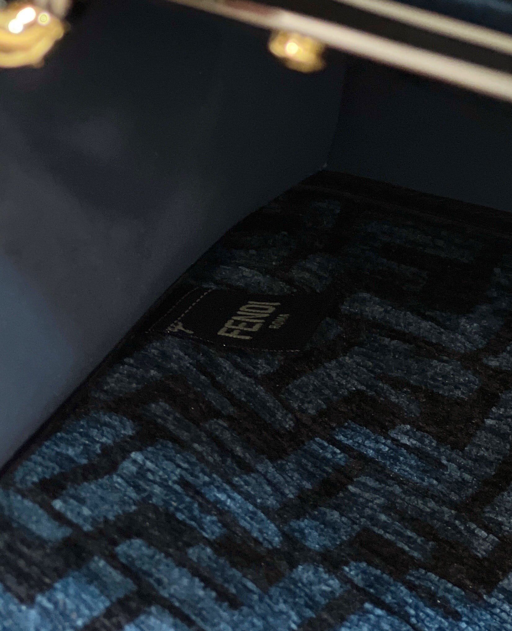 Bolsa FENDI peekaboo