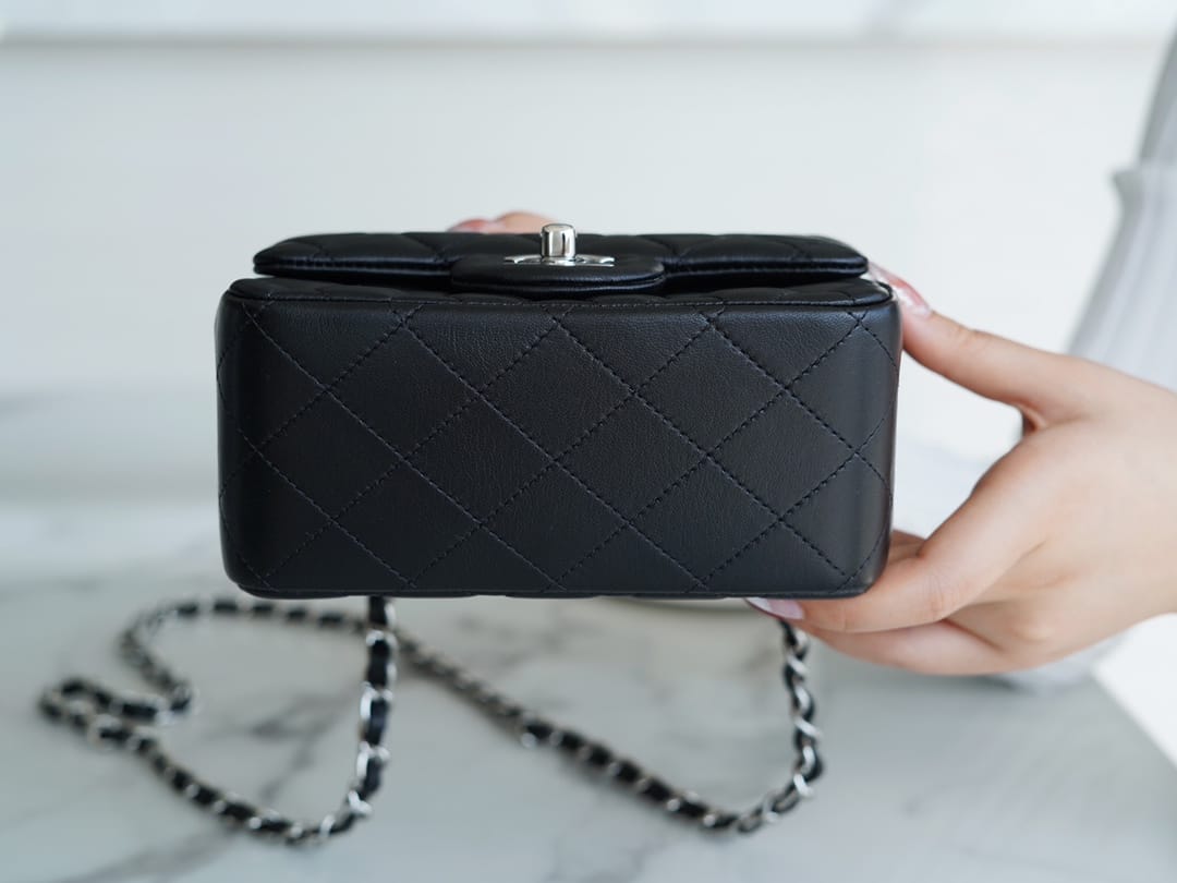 Bolsa CHANEL CF Classic Flap