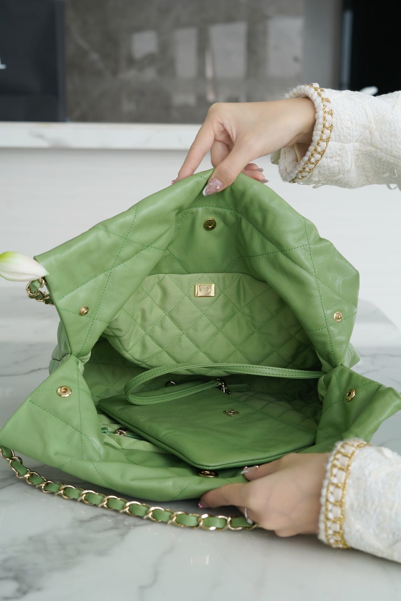 Bolsa CHANEL 22