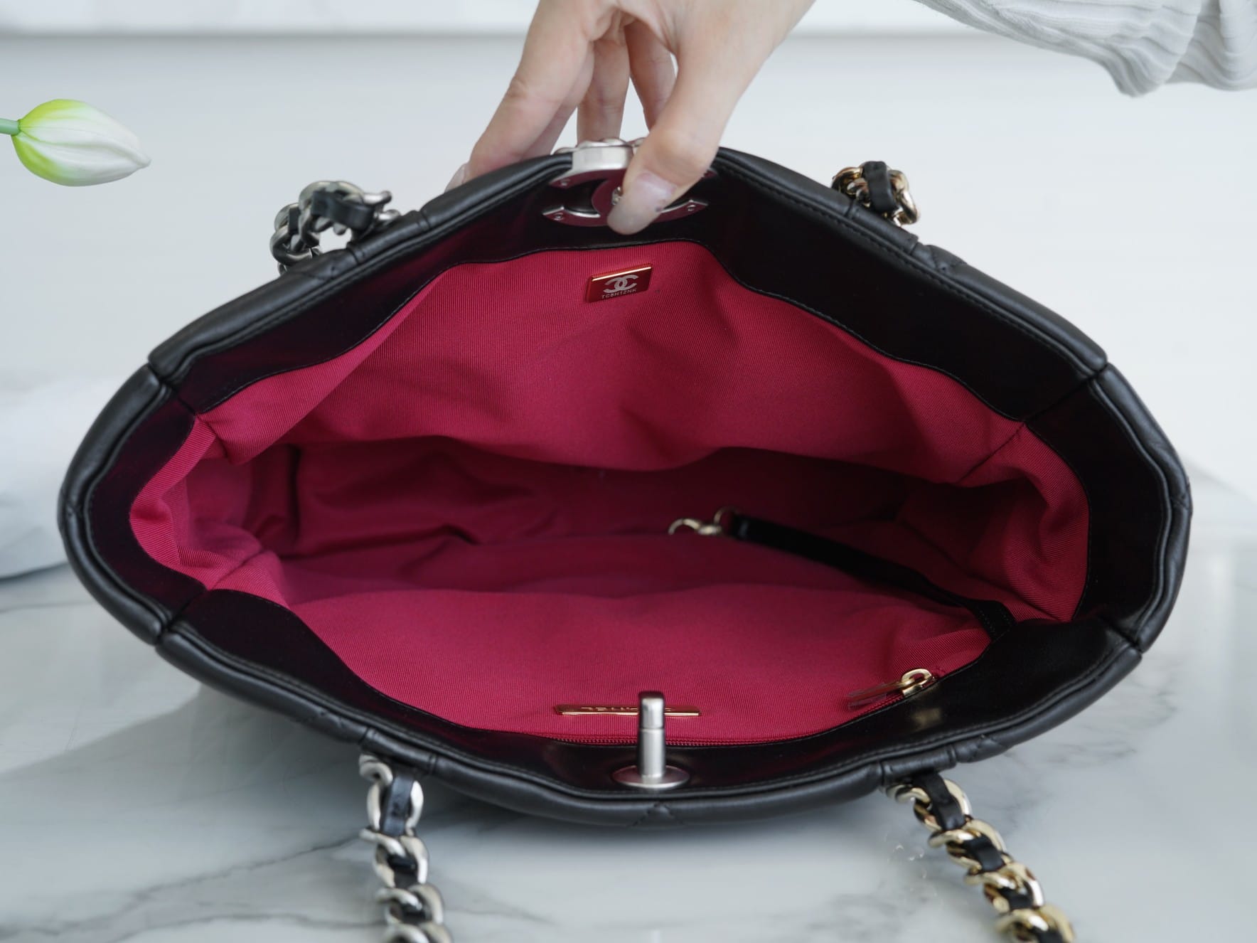 Bolsa CHANEL 19