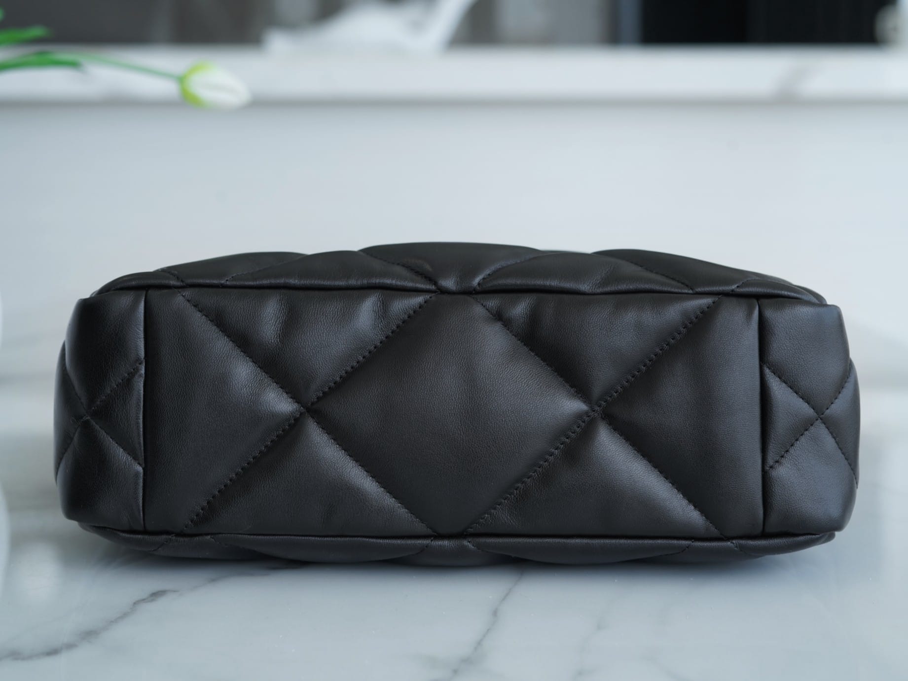 Bolsa CHANEL 19