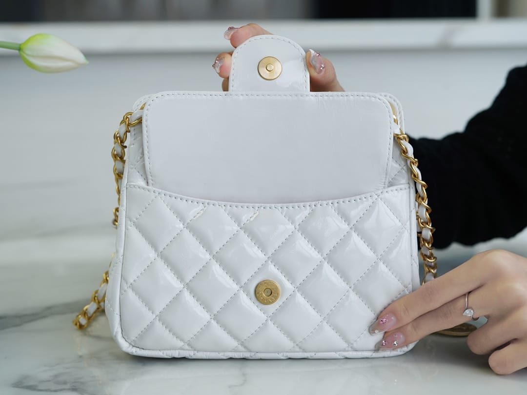 Bolsa CHANEL 23C