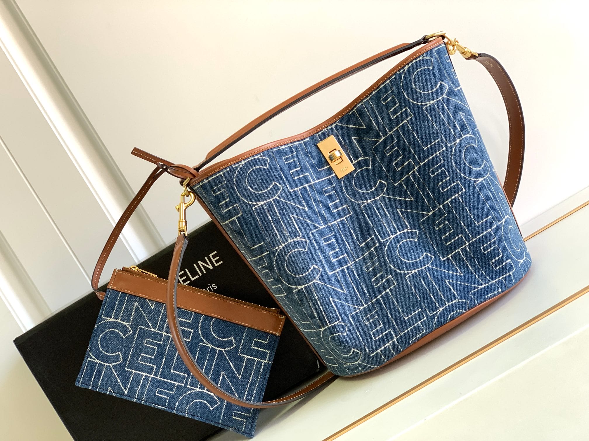 Bolsa CELINE BUCKET 16 CELINE