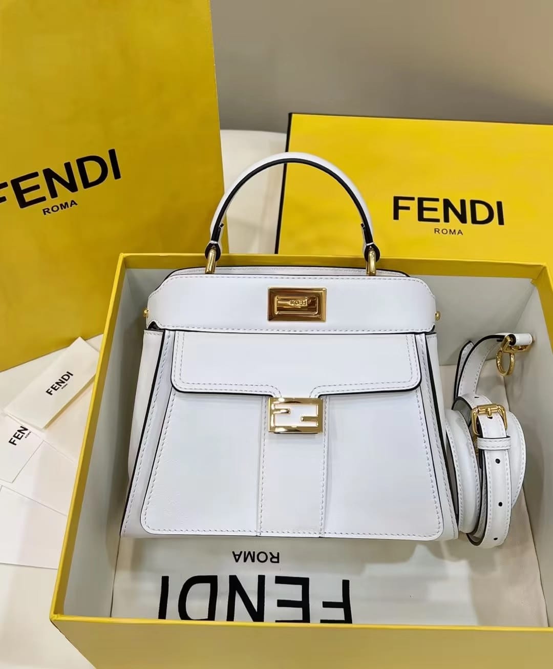 Bolsa FENDI Peekaboo