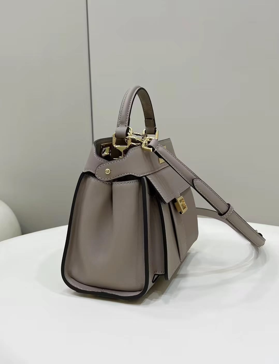 Bolsa FENDI Peekaboo