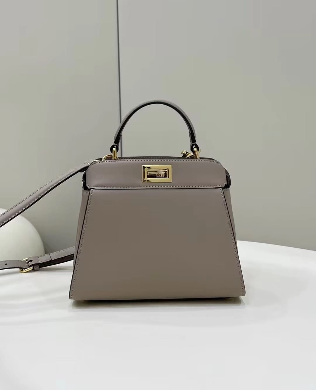 Bolsa FENDI Peekaboo