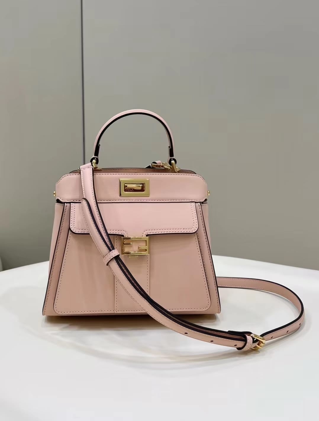 Bolsa FENDI Peekaboo