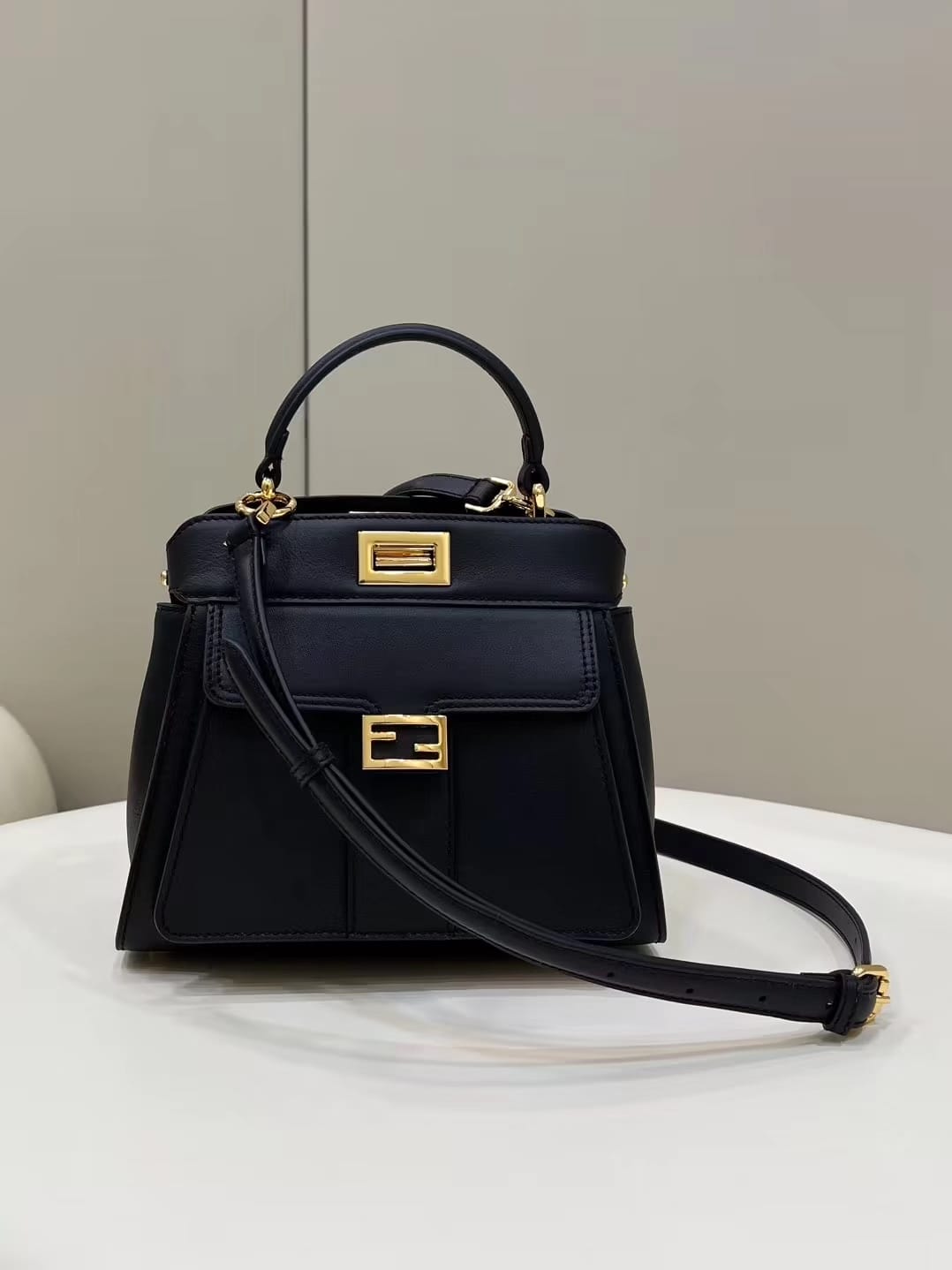 Bolsa FENDI Peekaboo