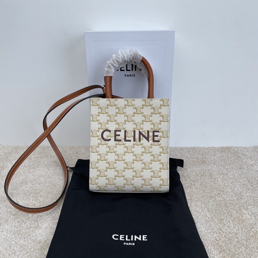 Bolsa Celine Cabas Triomphe Canvas