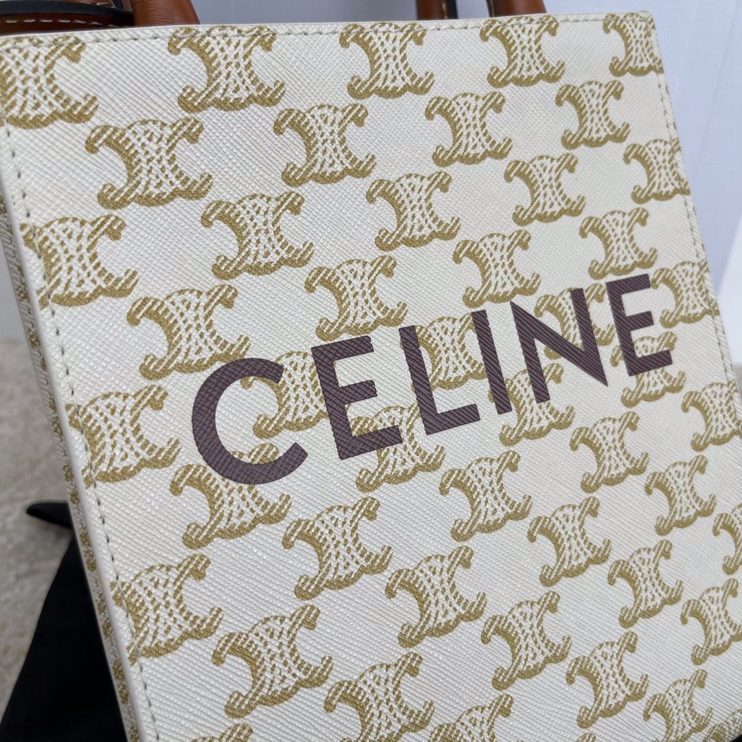 Bolsa Celine Cabas Triomphe Canvas