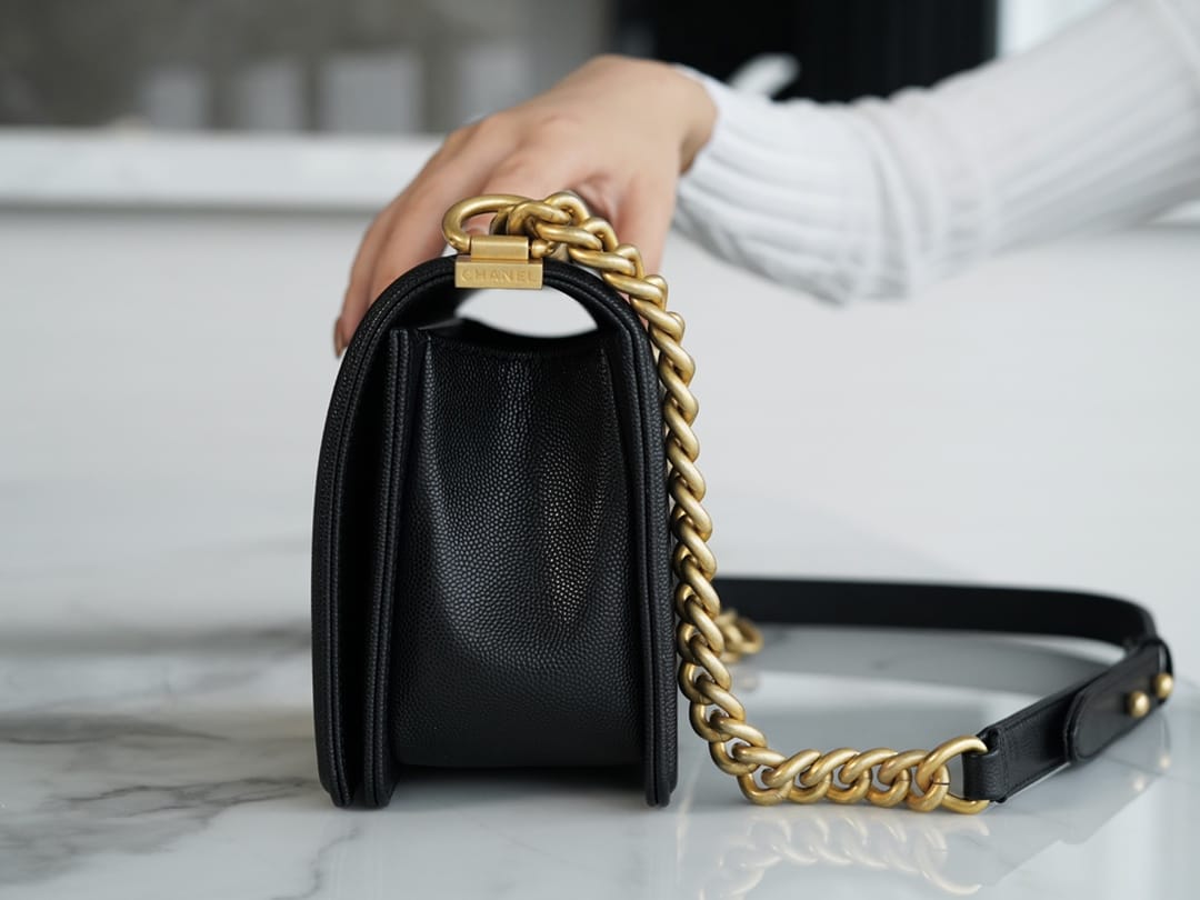 Bolsa CHANEL Leboy 25