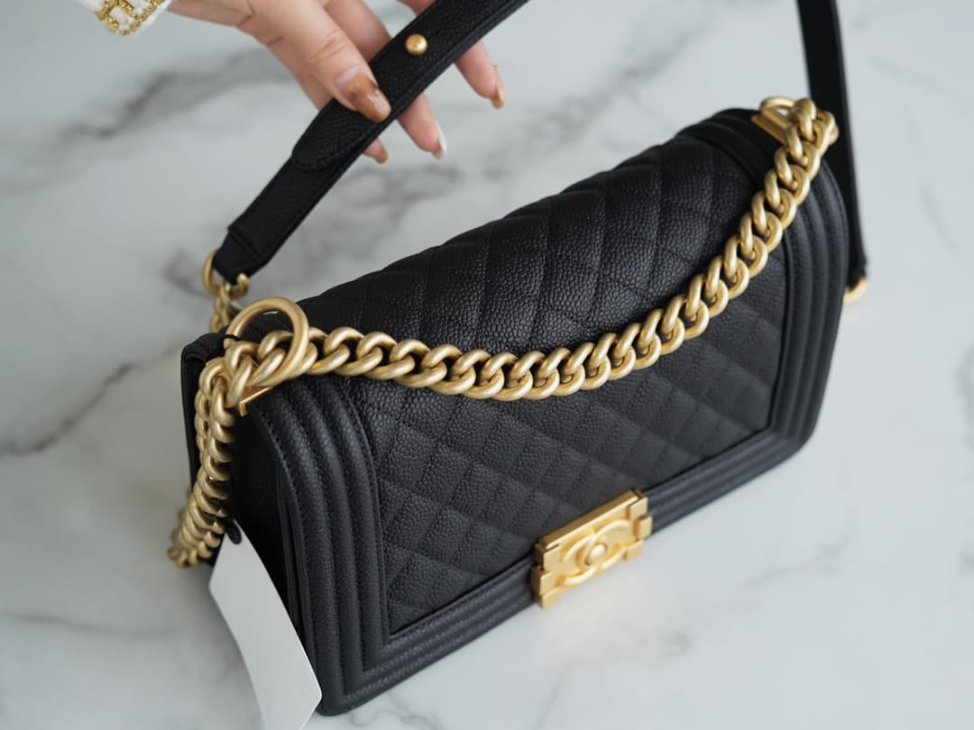 Bolsa CHANEL Leboy 25