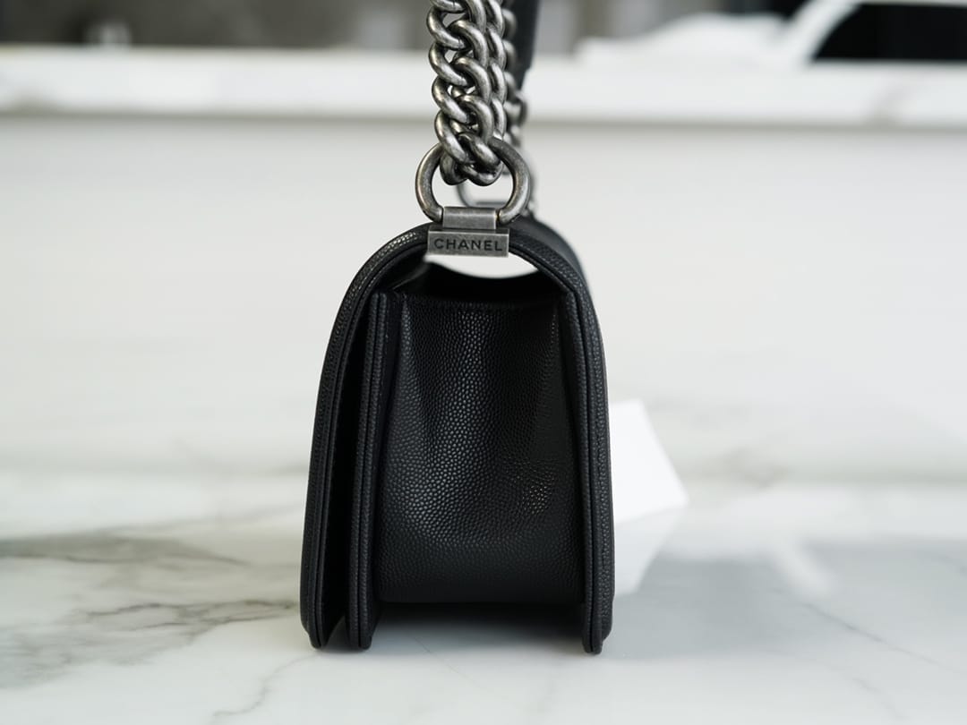 Bolsa CHANEL Leboy 20