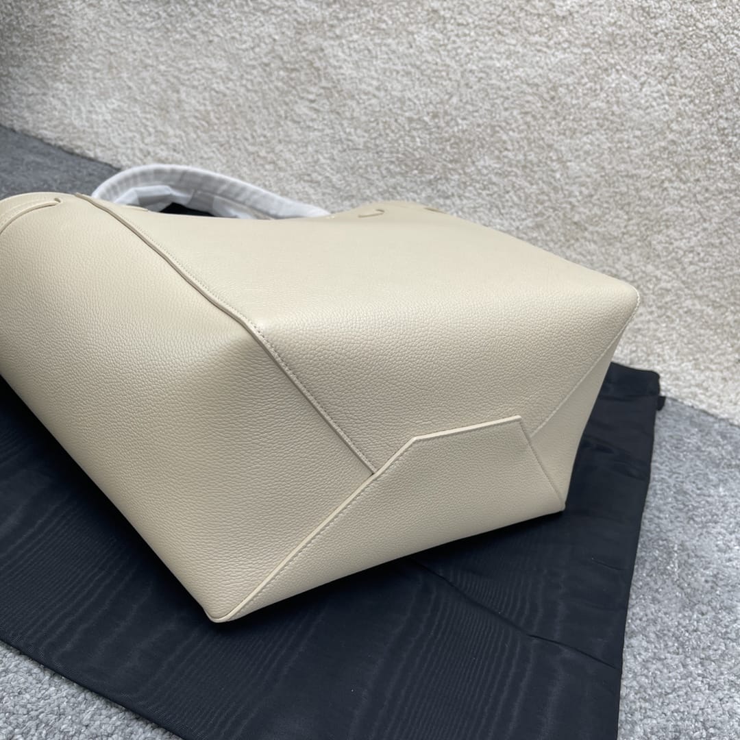 Bolsa Celine Cabas Phantom