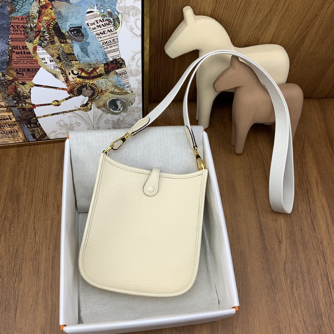 Bolsa Hermès Mini Evelyn 17cm Clemence i2