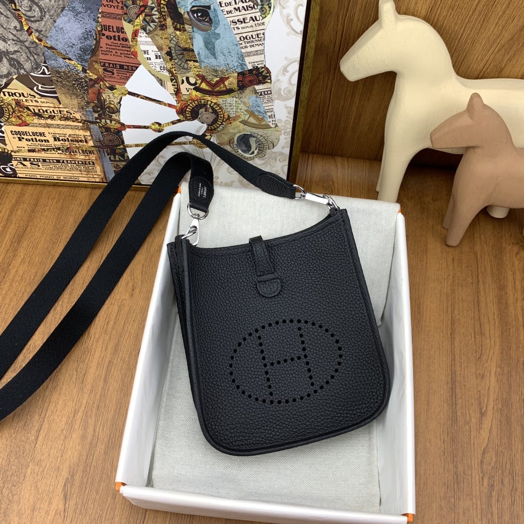 Bolsa Hermès Mini Evelyn 17cm Clemence