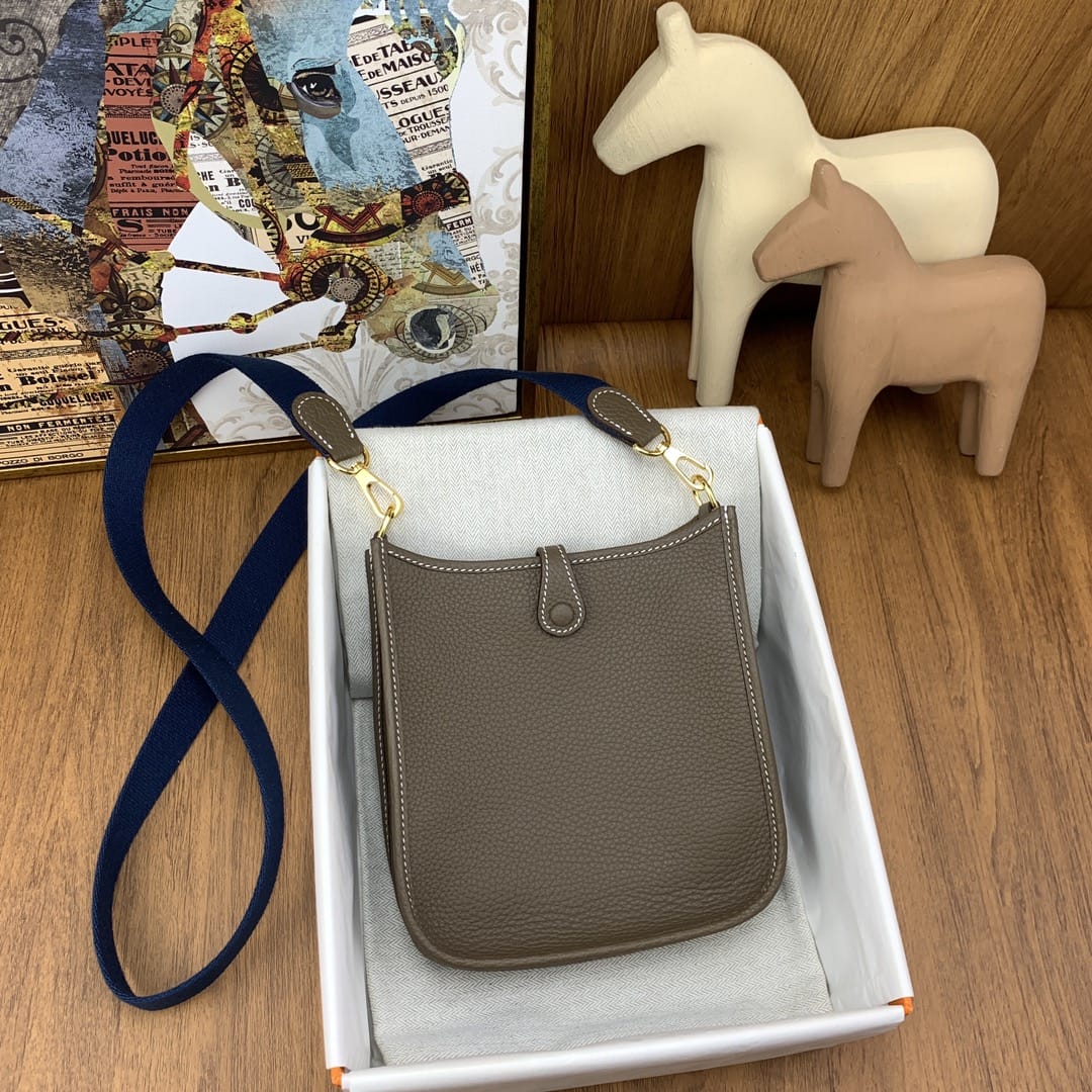 Bolsa Hermès Mini Evelyn 17cm Clemence