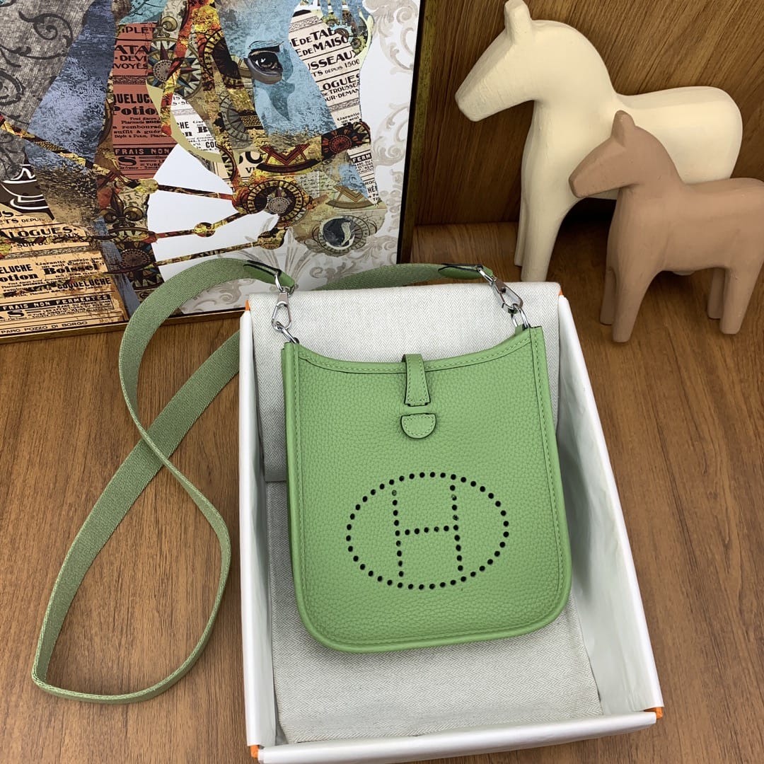 Bolsa Hermès Mini Evelyn 17cm Clemence