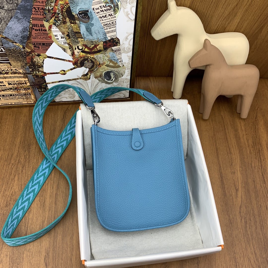 Bolsa Hermès Mini Evelyn 17cm Clemence