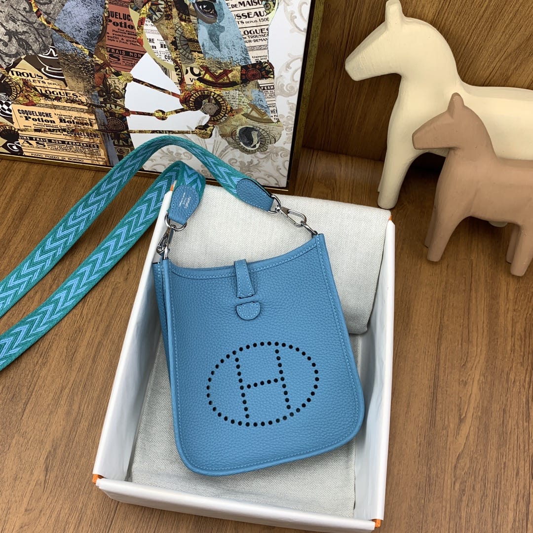 Bolsa Hermès Mini Evelyn 17cm Clemence