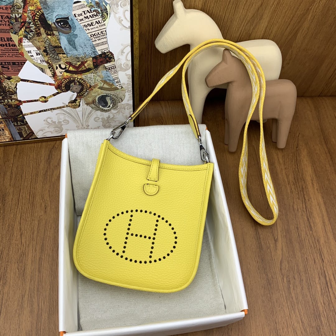Bolsa Hermès Mini Evelyn 17cm Clemence