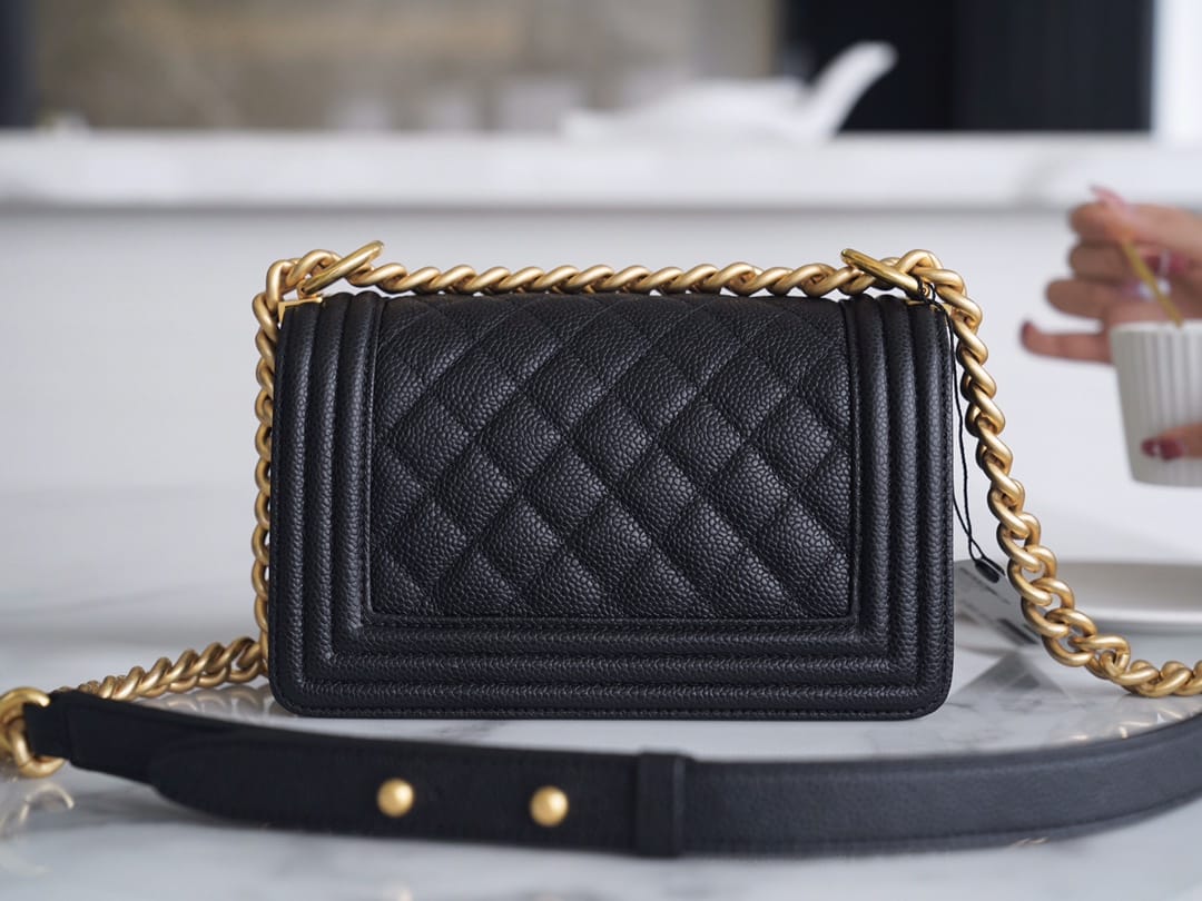 Bolsa CHANEL Leboy 25