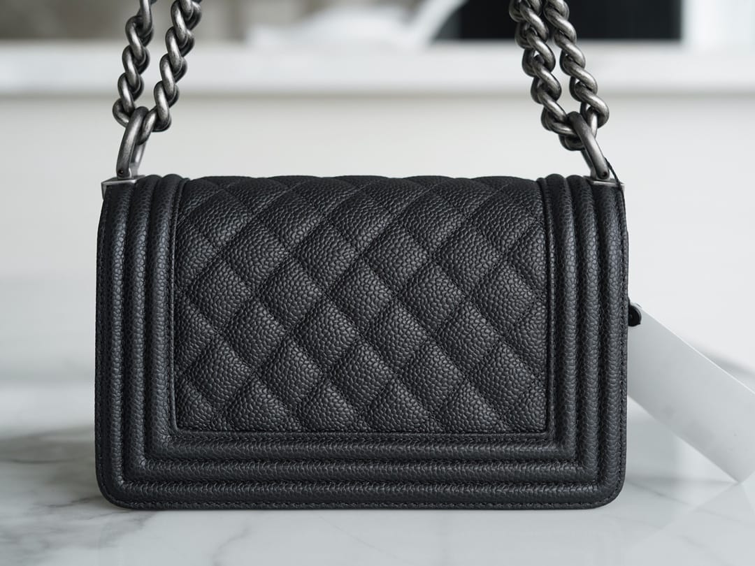 Bolsa CHANEL Leboy 25